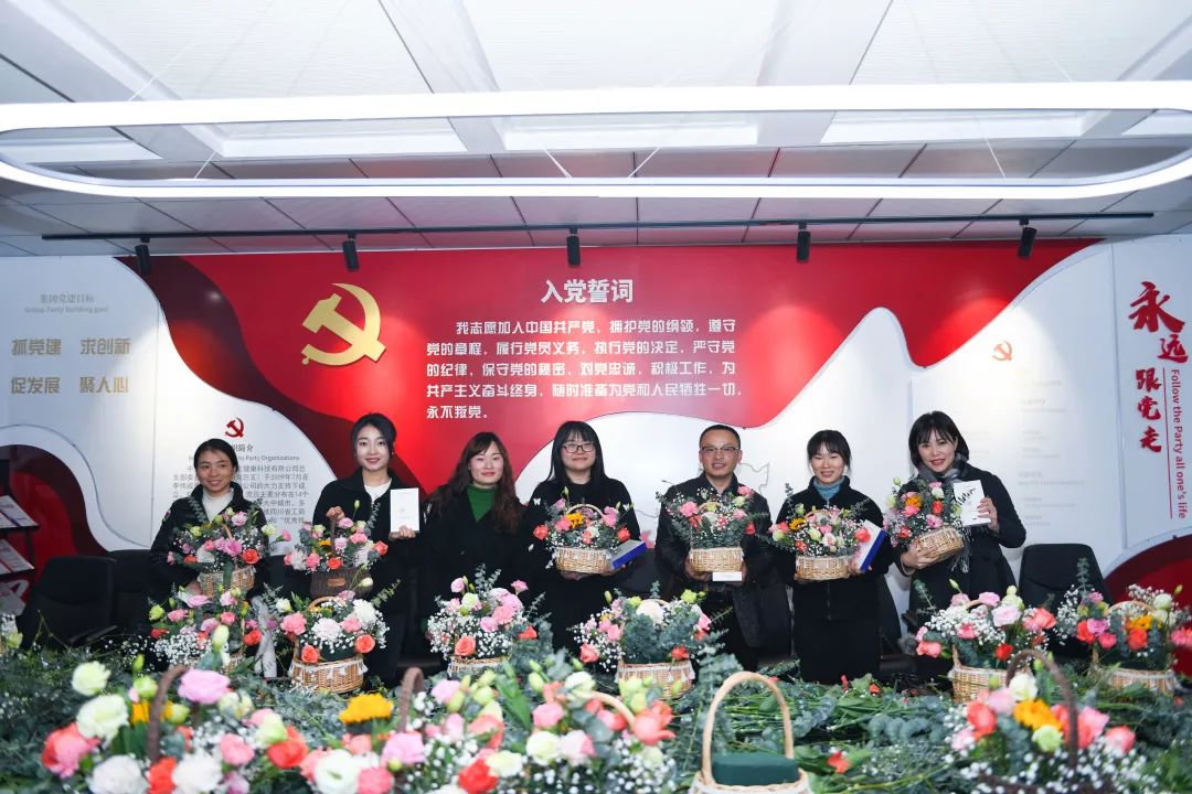 1651303629418711.jpg msfw-09.jpg